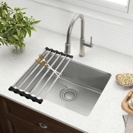 Expandable roll-up dish drying mat